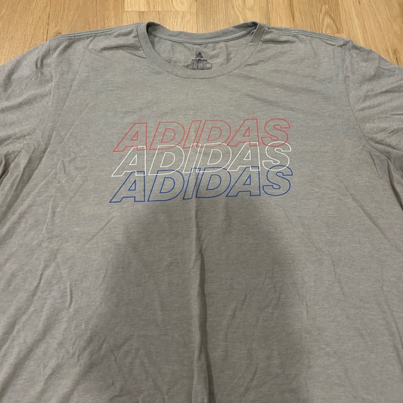 Adidas Gray Blue Red White Short Sleeve Tee Shirt Size XXL - Picture 4 of 4